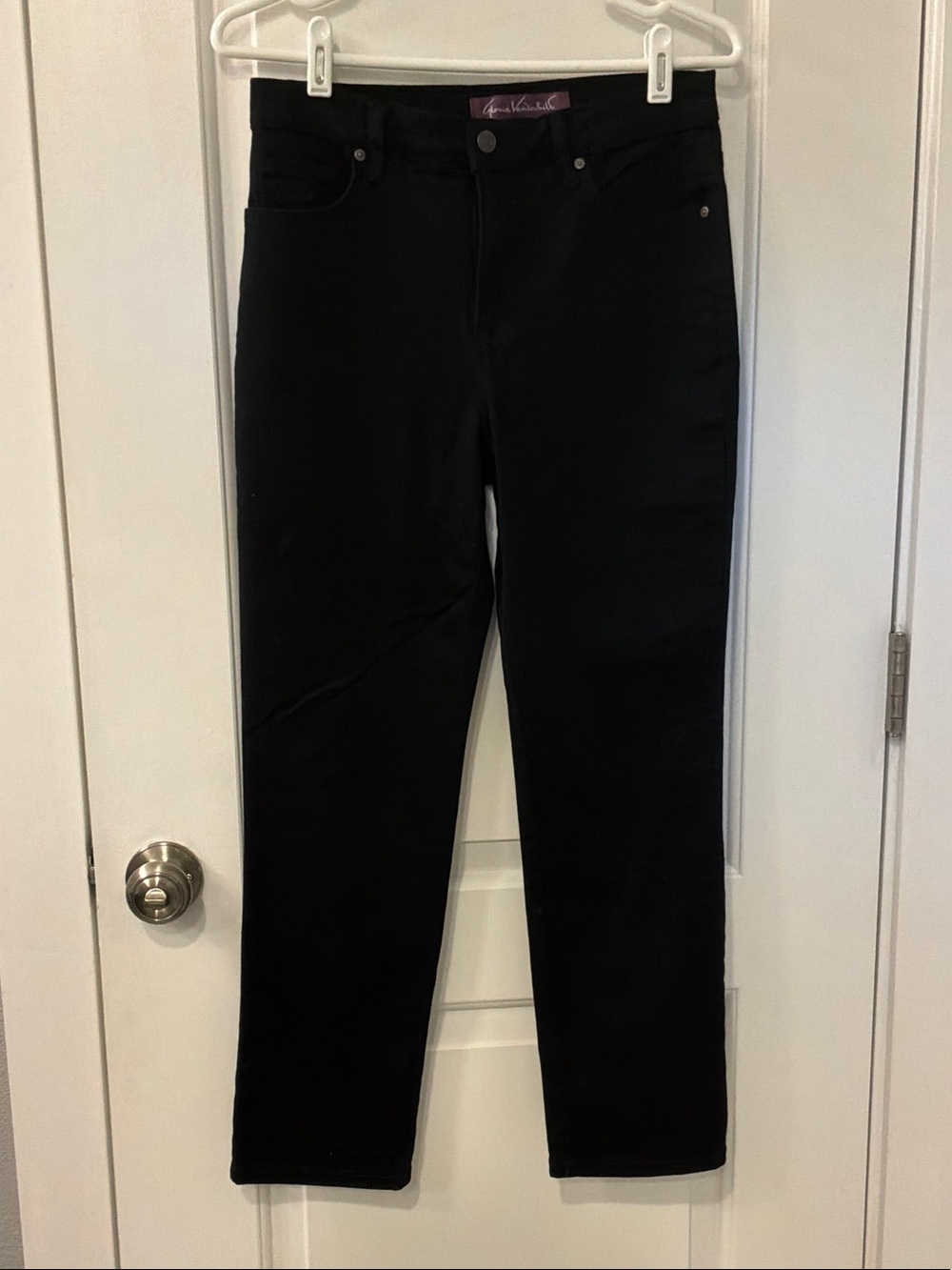 Gloria Vanderbilt Black Straight Leg Women’s Jeans